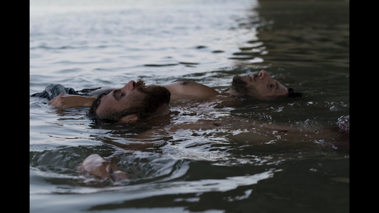 Entre dos aguas - Trailer (HD)