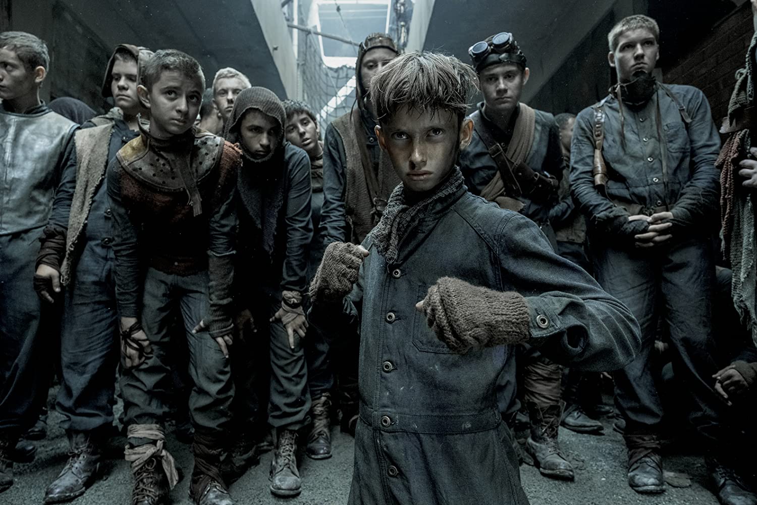 Raised by Wolves (2020)