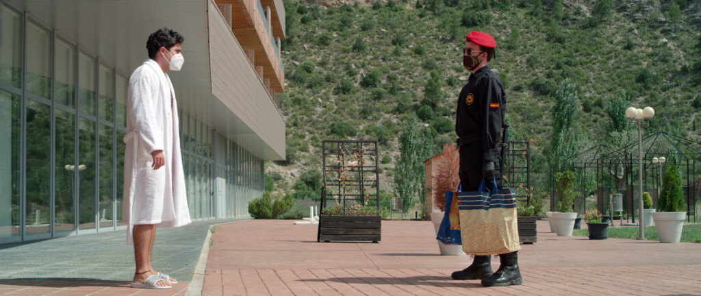 ¡Ni te me acerques! (2020)