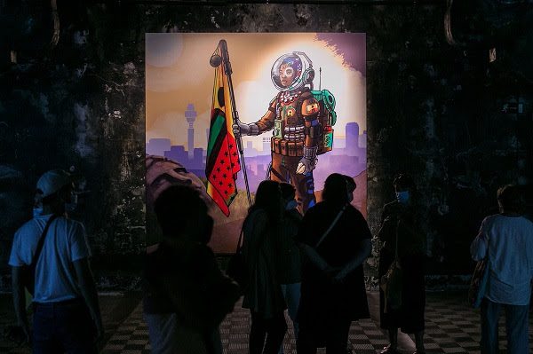 Larry Achiampong, Reliquary 2, 2020. Character designs and animations by Wumi Olakisibian © Larry Achiampong. Commissioned by John Hansard Gallery. Courtesy of The Artist and Copperfield, London. Contra la Raza [Against Race], installation view, 2019. Courtesy of Matadero Madrid and The Showroom, London. Photo: Lukasz Michalak