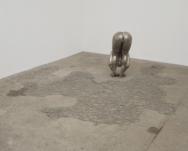 Kiki Smith, Untitled III (Upside-Down Body with Beads), 1993 ©?Kiki Smith, courtesy Pace Gallery 
