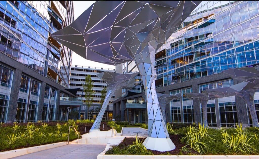 New Outdoor Sculpture by Ivan Toth Depeña. Photos: Ivan Depeña, Ben Premeaux.